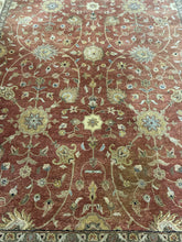 Load image into Gallery viewer, Traditional Floral Area Rug in Rust &amp; Ivory
