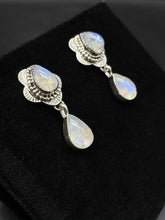 Load image into Gallery viewer, Sterling Silver Earrings