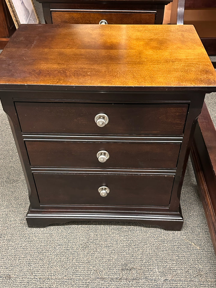 Transitional 3 Drawer Nightstand in Dark Espresso