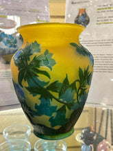 Load image into Gallery viewer, Vase