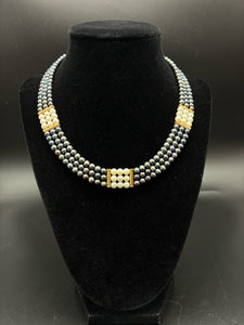 2 Piece Gold Round Pearl Gray Jewelry set