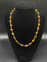 Load image into Gallery viewer, Gold Necklace