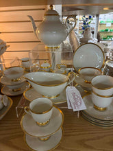 Load image into Gallery viewer, Gold Trim Porcelain Dinnerware set