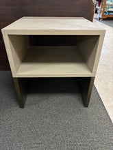 Load image into Gallery viewer, *NEW-OPEN BOX* Talcon End Table