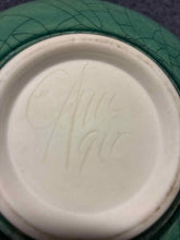 Load image into Gallery viewer, Porcelain 2 Piece Jar