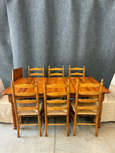 Load image into Gallery viewer, Brown Street Furniture Rustic Farmhouse Dining Set with 2 Leaf Extensions