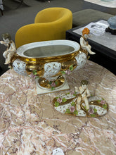 Load image into Gallery viewer, Porcelain Vintage Floral Gold Bowl