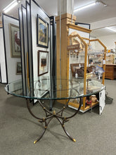 Load image into Gallery viewer, Decorative Iron Base Round Glass Table