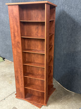 Load image into Gallery viewer, Venture Horizon Revolving Media Tower