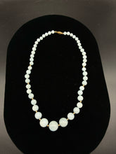 Load image into Gallery viewer, Gold Necklace