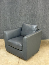 Load image into Gallery viewer, Leather Italia Modern Swivel Club Chair