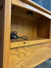 Load image into Gallery viewer, Queen Size Oak Storage Headboard with Built-In Reading Lights