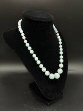 Load image into Gallery viewer, Gold Necklace