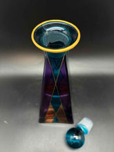 Load image into Gallery viewer, Glass Decanter