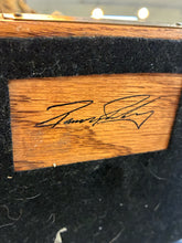 Load image into Gallery viewer, Brown Sculpture