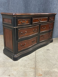 Hooker Dark Wood 7 Drawer Dresser