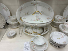 Load image into Gallery viewer, Limoges Dinnerware set