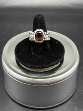 Load image into Gallery viewer, 3 Piece Silpada Sterling Silver Oval Quartz Ring
