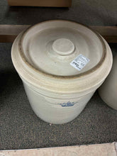 Load image into Gallery viewer, Robinson Ransbottom Stoneware Primitive Solid Beige Crock/Jug