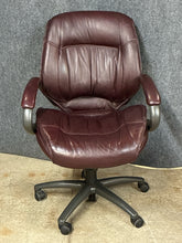 Load image into Gallery viewer, Burgundy Leather Executive Office Chair