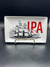 Load image into Gallery viewer, Crate &amp; Barrel 6 Piece Plates