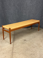Load image into Gallery viewer, Teak &amp; Woven Rush Bench