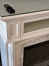 Load image into Gallery viewer, Source Pro White Electric Fireplace Mantel &amp; Media Console