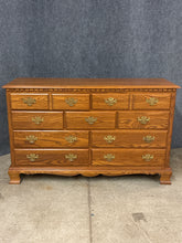 Load image into Gallery viewer, Traditional 9-Drawer Oak Dresser
