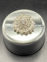 Load image into Gallery viewer, Vintage Rhinestone Brooch Pin