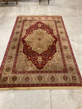 Load image into Gallery viewer, Karastan &quot;Antique Legends&quot; Area Rug