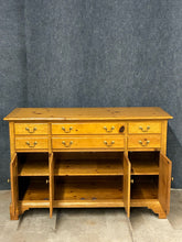 Load image into Gallery viewer, Baker Milling Road Traditional Pine Server