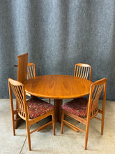 Load image into Gallery viewer, Vintage Skovby Danish Modern Teak Extension Dining Table with Leaf &amp; 4 Chairs