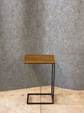 Load image into Gallery viewer, Metal Base Accent Table
