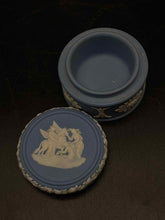 Load image into Gallery viewer, Wedgwood 2 Piece Box