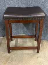Load image into Gallery viewer, Set of 4 Leather Backless Counter Stools