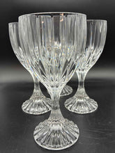 Load image into Gallery viewer, 4 Piece Mikasa Park Lane Glasses