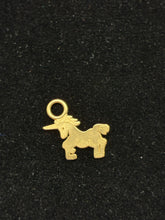 Load image into Gallery viewer, Gold Pendant