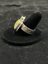 Load image into Gallery viewer, Sterling Silver Ring