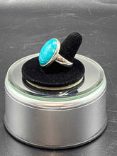 Load image into Gallery viewer, Sterling Silver Ring