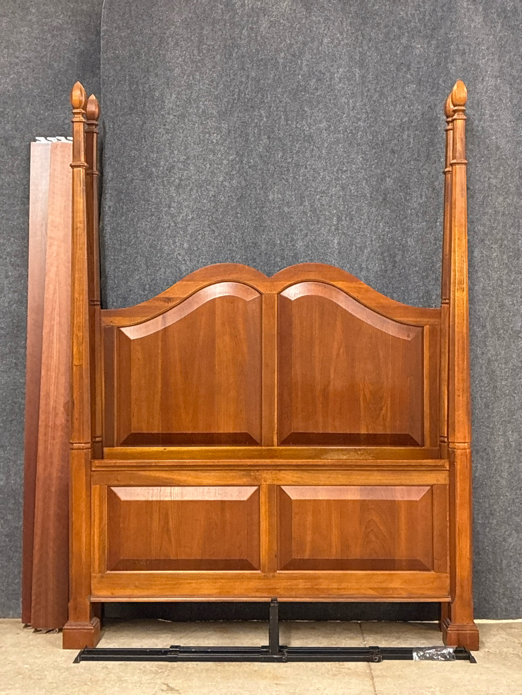 Queen Four-Poster Bed Frame in Cherry Finish