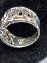 Load image into Gallery viewer, Sterling Silver Ring