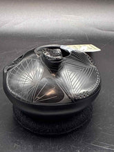 Load image into Gallery viewer, Pottery Bowl