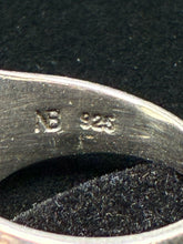 Load image into Gallery viewer, Sterling Silver Ring