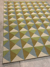 Load image into Gallery viewer, Safavieh Genre Beige &amp; Green Wool Area