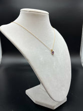 Load image into Gallery viewer, Gold Necklace