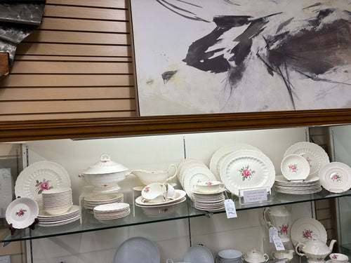 Spode Floral Dinnerware set