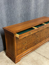 Load image into Gallery viewer, Thomasville Burl Wood Triple Dresser &amp; Tri-Fold Mirror