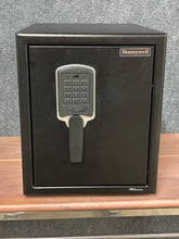 Load image into Gallery viewer, Honeywell Digital Fire &amp; Security Safe with Key