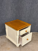 Load image into Gallery viewer, Two-Tone Side Table