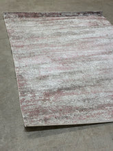 Load image into Gallery viewer, Safavieh Meadow Decorative Indoor Rug